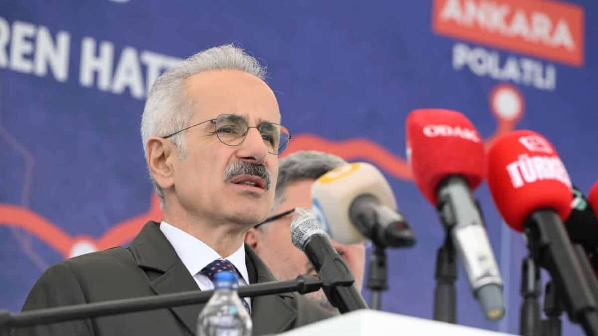 Ankara-İzmir Yüksek Hızlı Tren Hattı ile 11,5 Milyon Kişi Modern Seyahat Ayrıcalığına Kavuşuyor