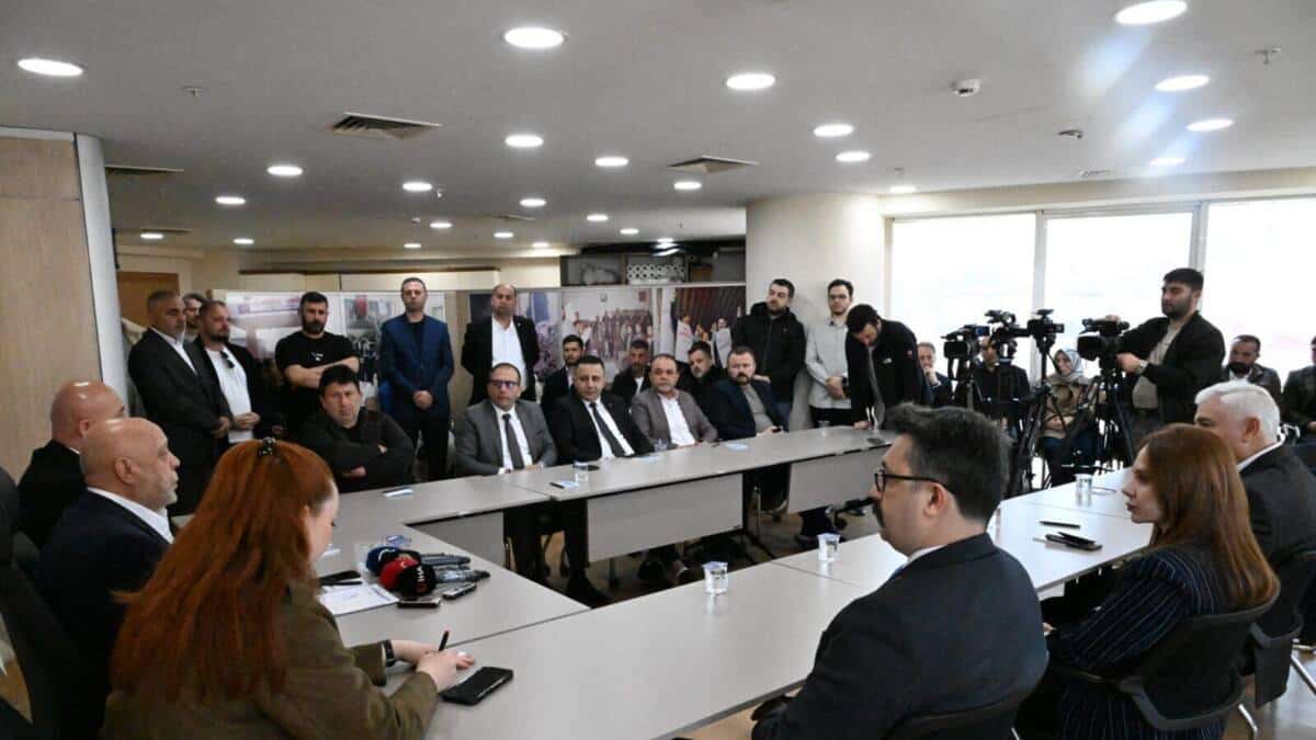 HAK-İŞ Genel Başkanı Arslan: Bursa’da 1 Mayıs Birlik ve Dayanışma Günü Barışçıl Kutlanacak