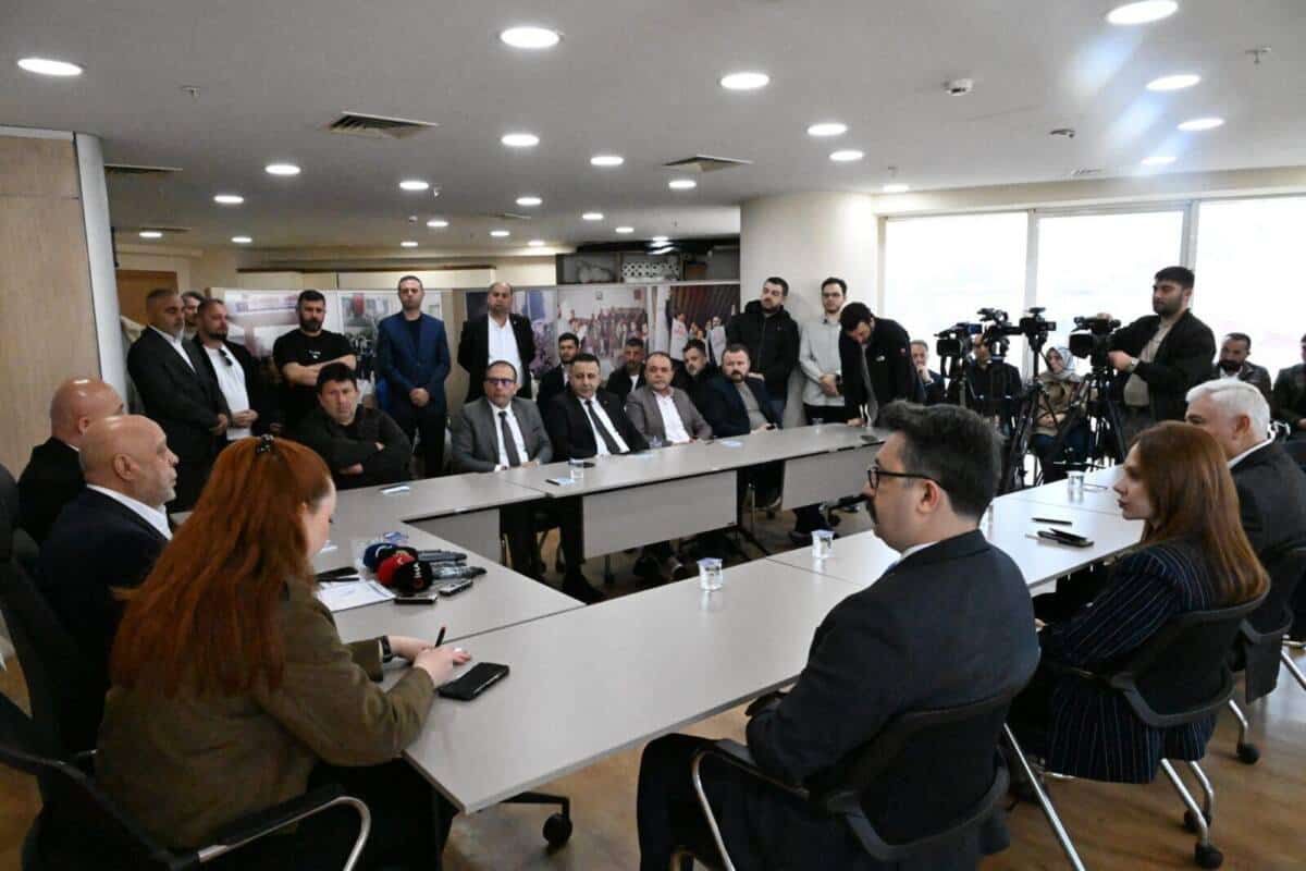 HAK-İŞ Genel Başkanı Arslan: Bursa’da 1 Mayıs Birlik ve Dayanışma Günü Barışçıl Kutlanacak