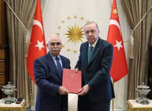 Cumhurbaşkanı Erdoğan, Anayasa Mahkemesi Başkanı Kadir Özkaya ile Beştepe’de Bir Araya Geldi