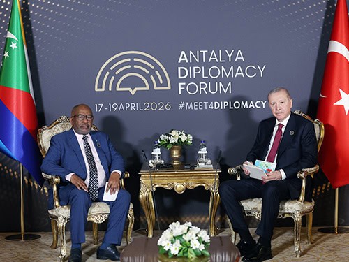 Cumhurbaşkanı Erdoğan ve Komorlar Birliği Cumhurbaşkanı Azali Antalya’da Buluştu