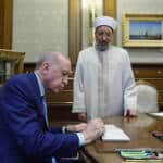 Cumhurbaşkanı Erdoğan, kurban bağışını Türkiye Diyanet Vakfı'na yaptı