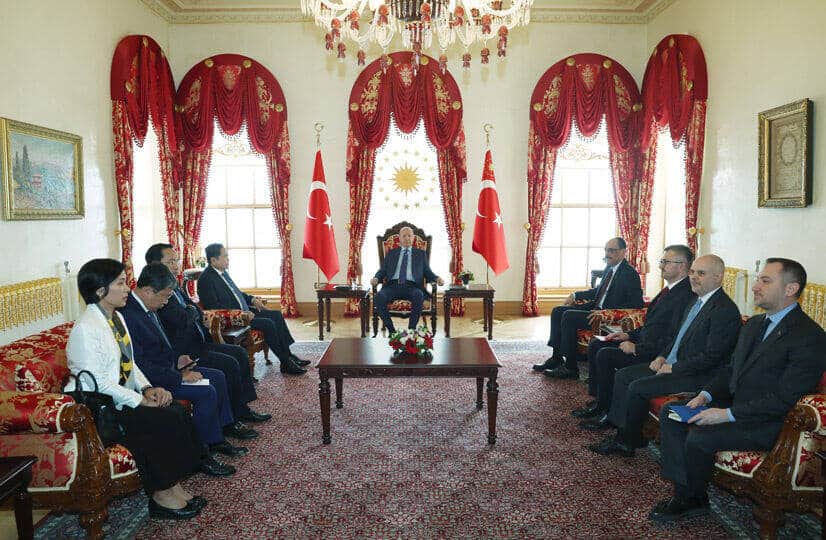 Cumhurbaşkanı Erdoğan, Vietnam Meclis Başkanı Tran Thanh Man ile Dolmabahçe'de Görüştü