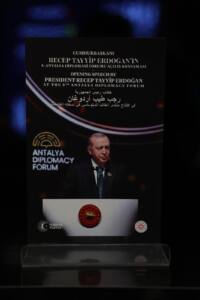 Cumhurbaşkanı Erdoğan’ın Antalya Diplomasi Forumu konuşması üç dilde yayımlandı