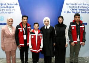 Emine Erdoğan: Dijital Dünyada Çocukların Korunması Küresel Sorumluluk