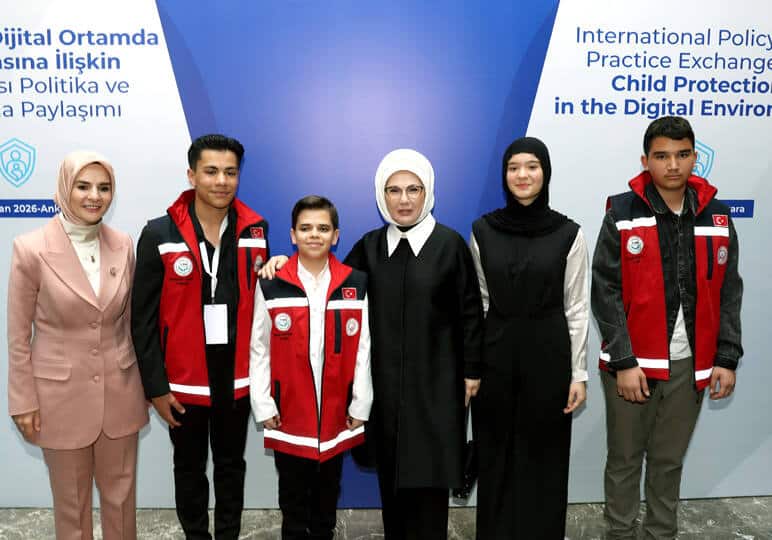 Emine Erdoğan: Dijital Dünyada Çocukların Korunması Küresel Sorumluluk