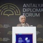 Emine Erdoğan, Antalya Diplomasi Forumu’nda Filistin’e Destek Temalı Yan Etkinliğe Katıldı