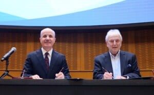 YÖK ve EBSO İzmir’de Üniversite-Sanayi İş Birliği Protokolü İmzaladı